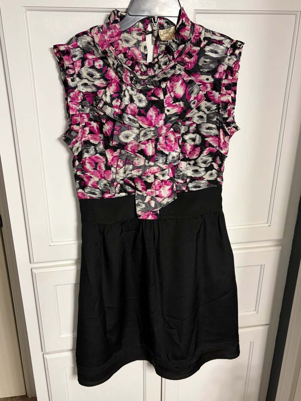 Francesca's Collections Sleeveless Floral Mock Neck Ruffle Mini Dress